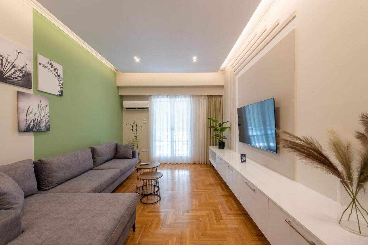 Medluxe Luxury Apartment ! Атина Екстериор снимка