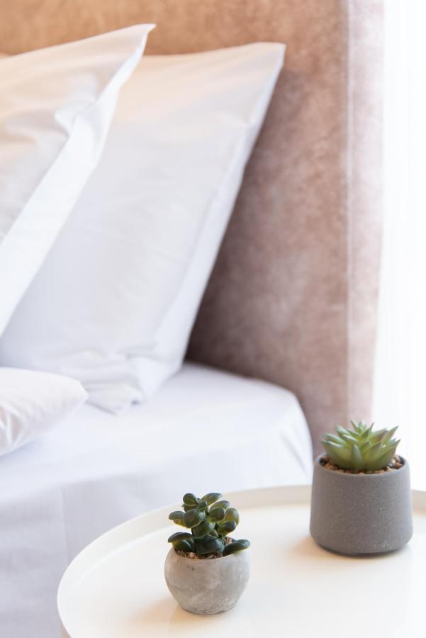 Medluxe Luxury Apartment ! Атина Екстериор снимка