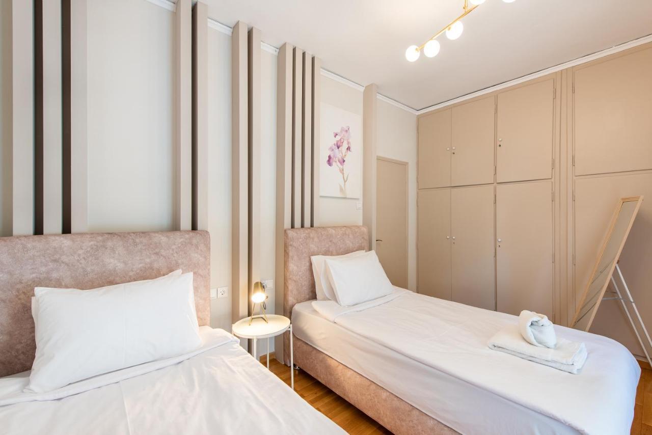 Medluxe Luxury Apartment ! Атина Екстериор снимка