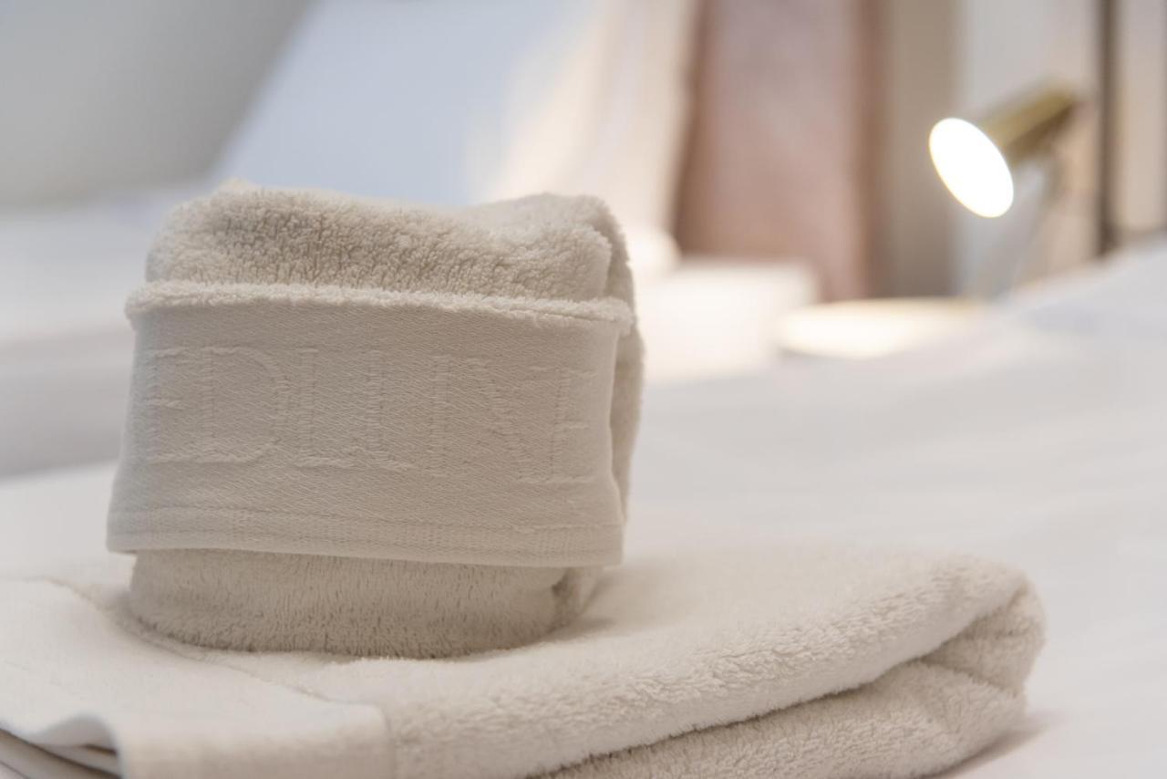 Medluxe Luxury Apartment ! Атина Екстериор снимка